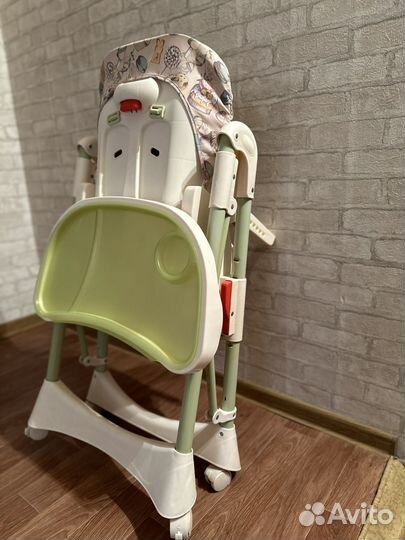 Стульчик для кормления happy baby Kelvin