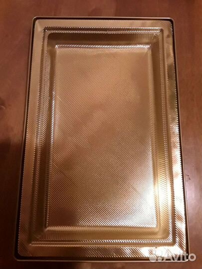 Красивые металлические коробки от чая конфет