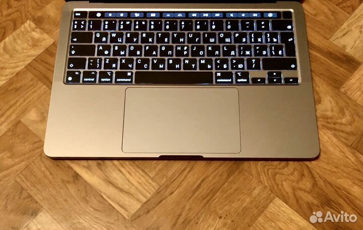 MacBook Pro M1 Space Gray 8GB/256GB, 18 циклов