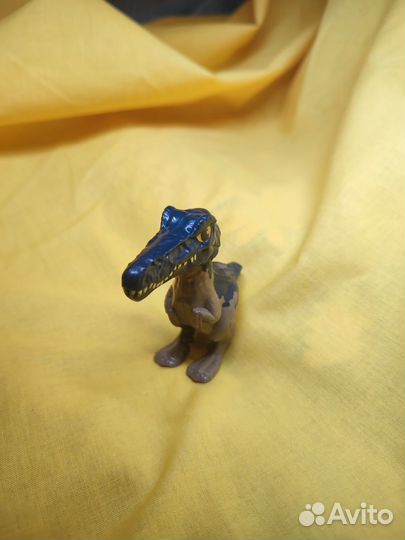 Динозавр игрушка McDonald's Jurassic World