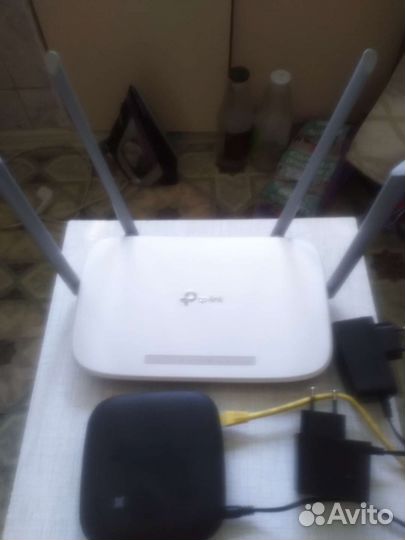 Тв приставка и роутер