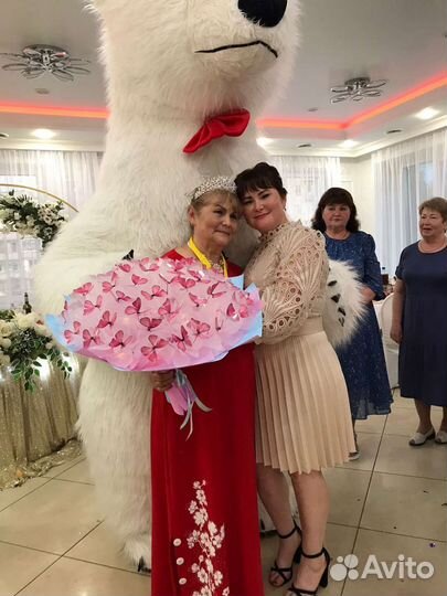 Ведущий на мероприятие