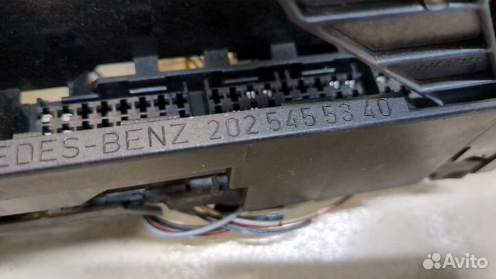 Блок предохранителей Mercedes C W202, 1996