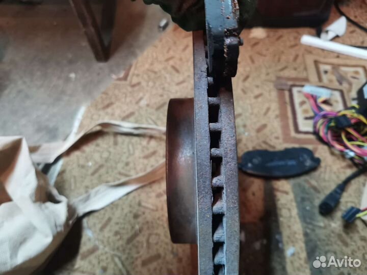 Диск тормозной передний nissan teana 31