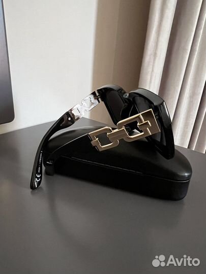 Солнцезащитные очки женские