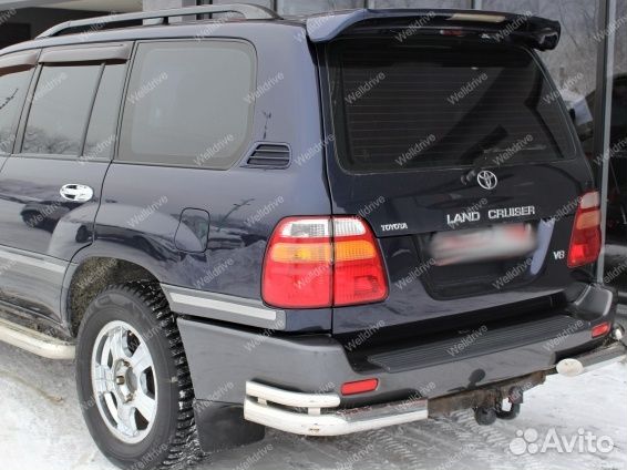 Спойлер Toyota Land Cruiser 100 05-07 со стопом