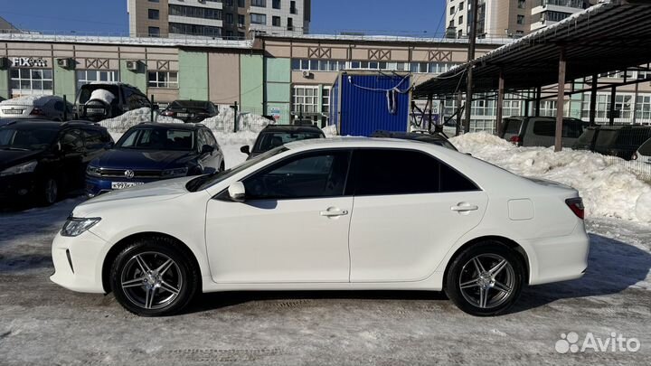 Toyota Camry 2.5 AT, 2015, 180 808 км