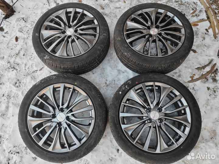 Колеса летние r17 205/50