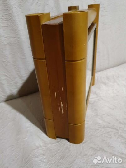 Часы настольные СССР Весна Кварц нчк-9