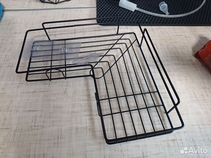 Продам полку в ванну