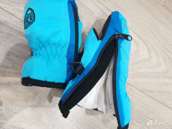 Шапка и варежки зимние