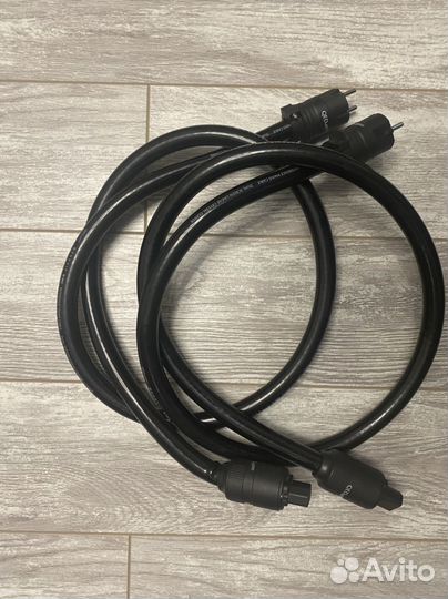 Силовые кабеля QED reference 1,65 m