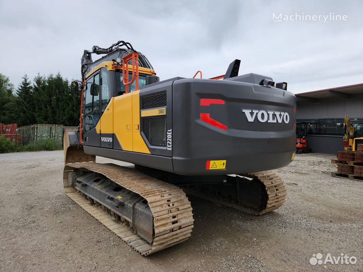 Гусеничный экскаватор Volvo EC220DL, 2022