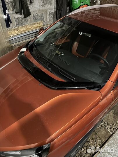 Дефлектор капота Лада Веста