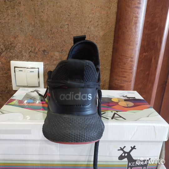 Кроссовки adidas