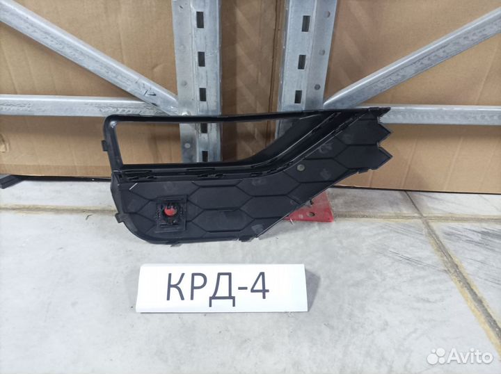 Окантовка птф левая Volkswagen Amarok 2 на 2010