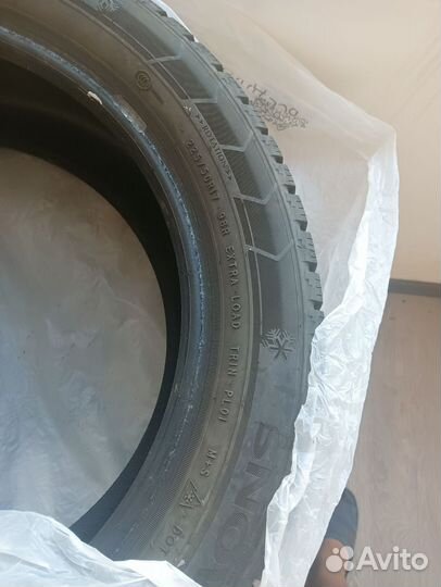 Triangle Snowlink PL02 225/50 R17