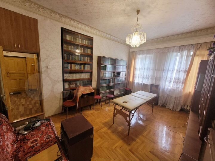 3-к. квартира, 81 м², 4/5 эт.