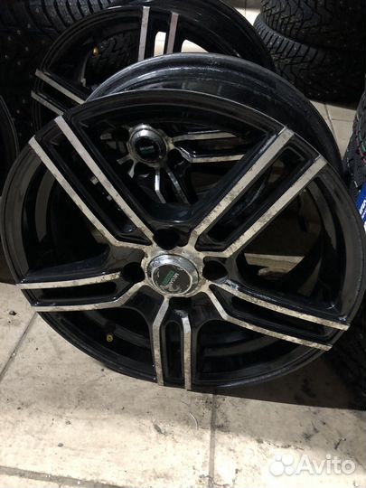 Продам литые диски R15