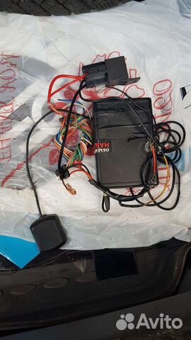 Автомобильный Маячок Tracker GPS