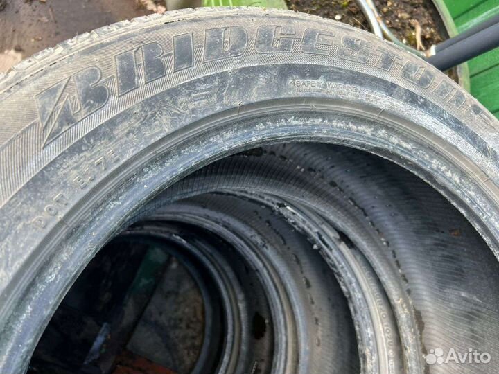 Bridgestone Dueler H/P 265/50 R20