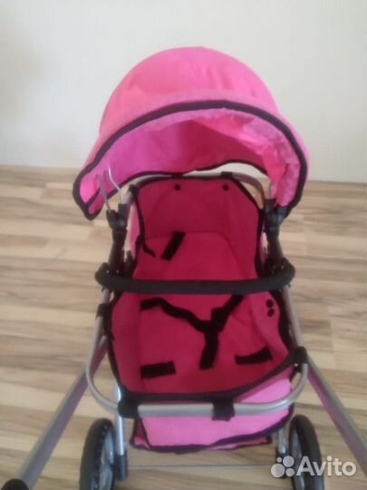 Коляска кукольная