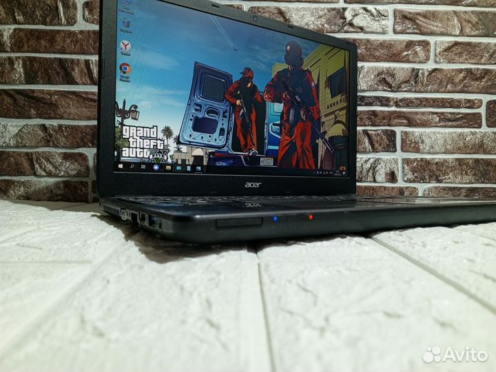 Производительный ноутбук Acer I3