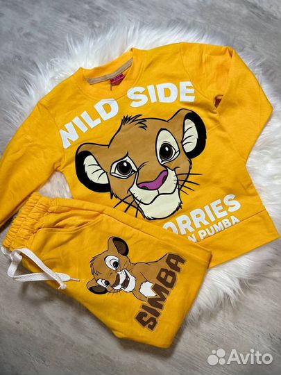 Костюмы оптом в наличии