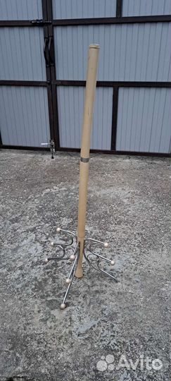 Деталь для напольной вешалки