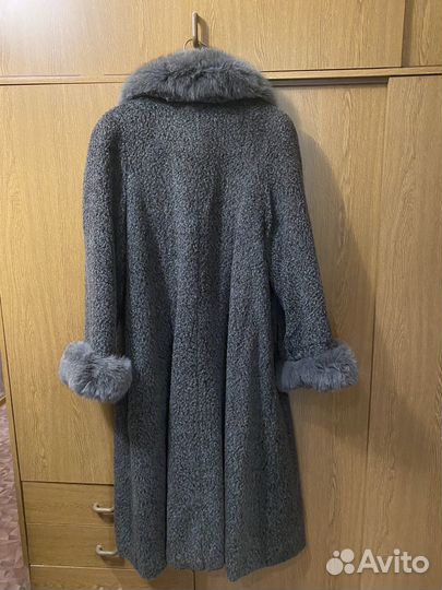 Пальто женское зимнее