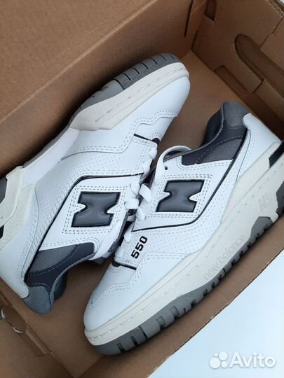 New Balance 550 White Grey Dark Grey