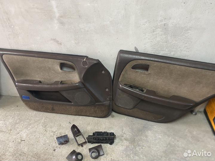 Дверные обшивки Chaser/Mark 90