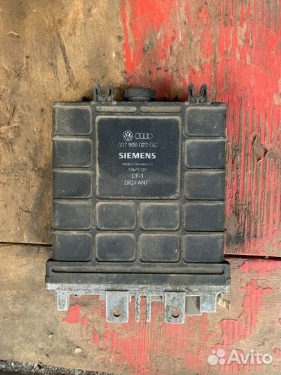 Блок управления 037 906 022 GC