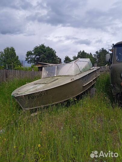 Лотка с маторам