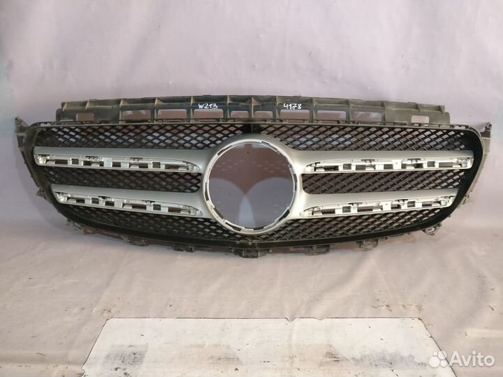 Mercedes W213 Решетка радиатора 4178