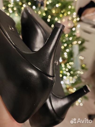 Туфли лодочки Tamaris 38 размер