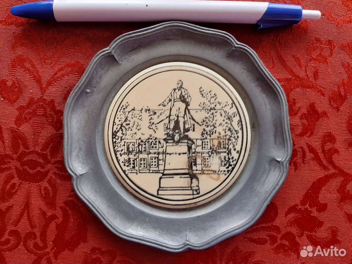 Тарелочки декоративные настенные, Германия, начало