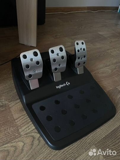 Руль игровой Logitech g920 + педали + кпп