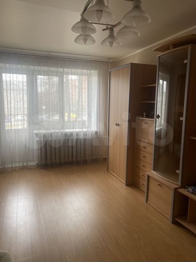 3-к. квартира, 56 м², 2/5 эт.