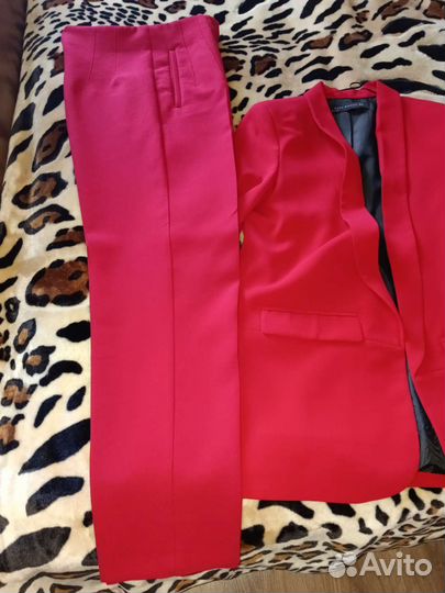 Костюм женский zara