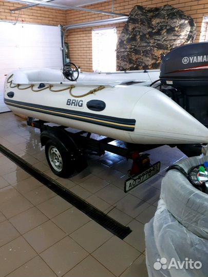Лодка Бриг 460
