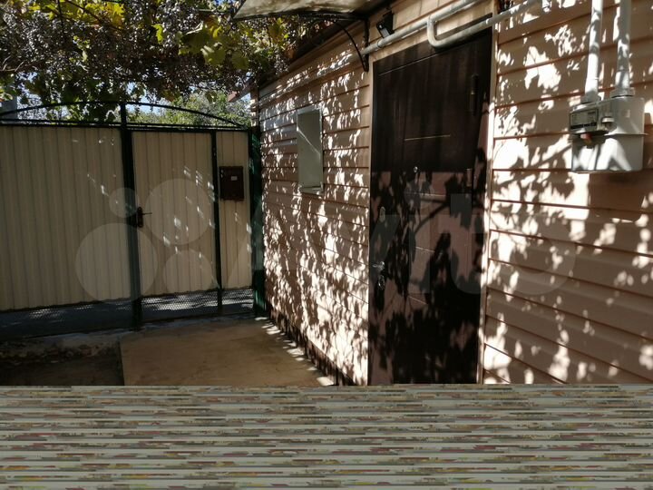 Дом 37 м² на участке 2,5 сот.