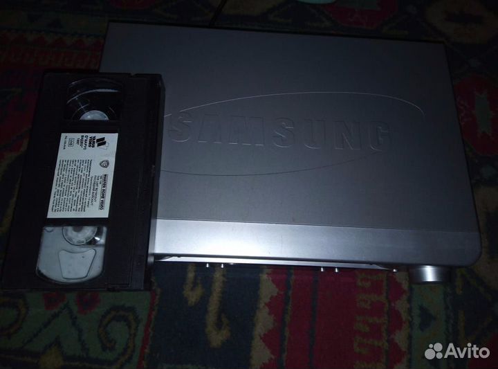 Видеомагнитафон