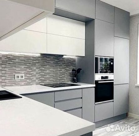 Угловой кухонный гарнитур современный