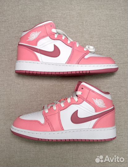 Nike Air Jordan 1 Mid Valentine's Day GS 36.5 - 40