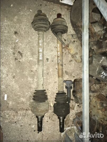 Полуось правая Ауди 80 Audi 80