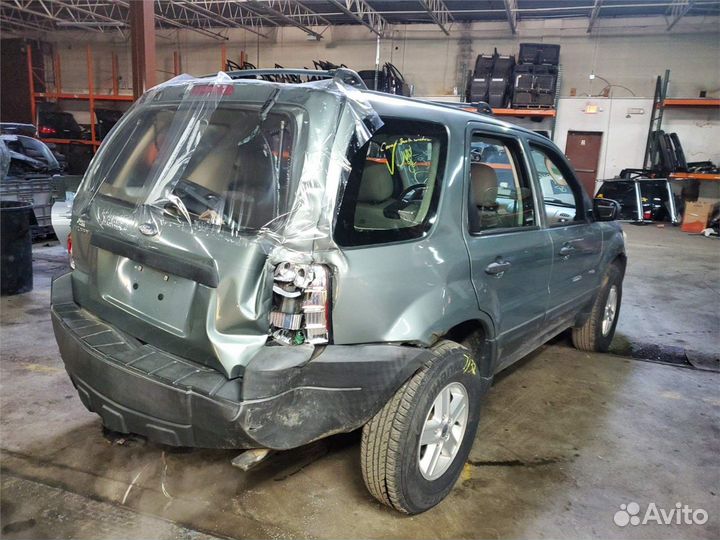 Разбор на запчасти Ford Escape 2001-2006