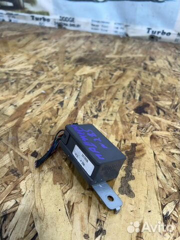 Блок управления подвеской Мицубиси Паджеро 3 V70