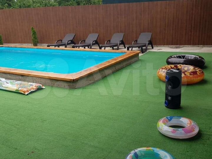 Дом 240 м² на участке 7 сот.