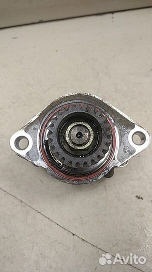 Насос вакуумный Toyota Land Cruiser